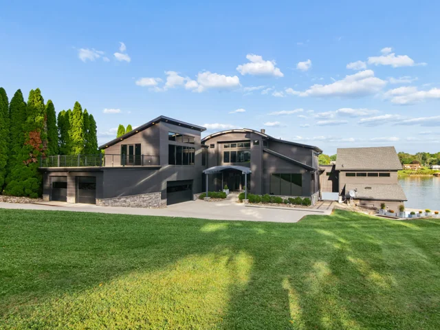Front exterior and arrival at 88 Lakeview Court