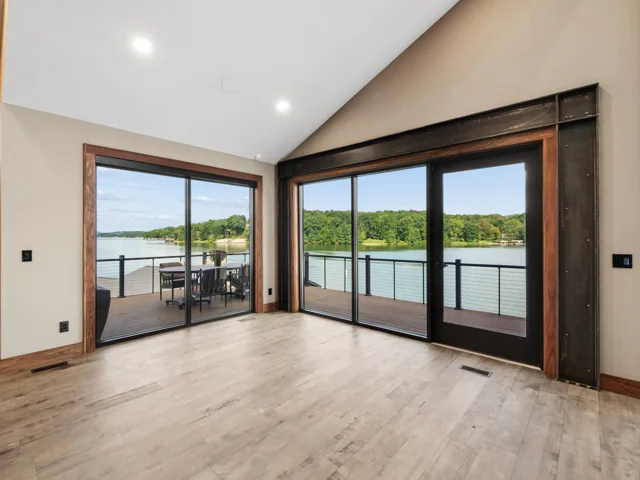 Dining and kitchen spaces at 88 Lakeview Court