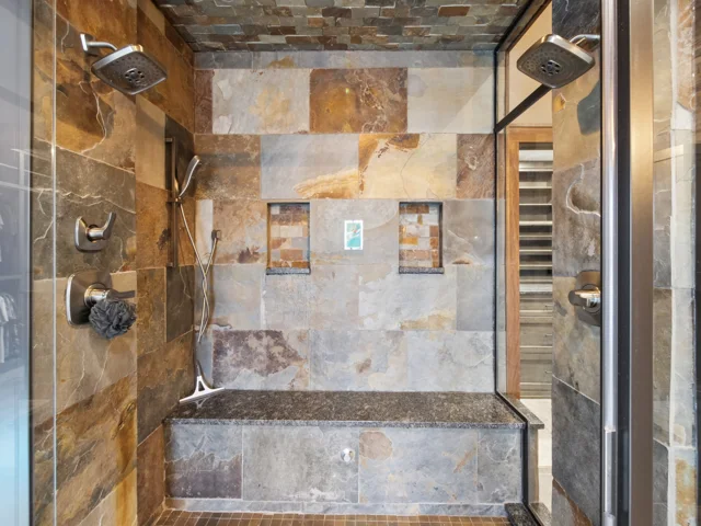 Owner’s bath at 88 Lakeview Court