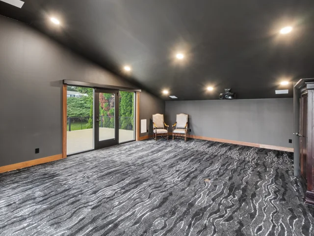 Bedroom / theater room at 88 Lakeview Court