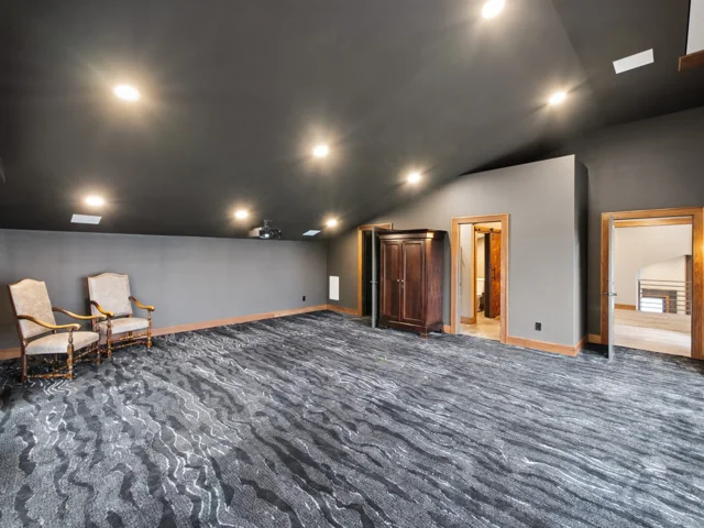 Bedroom / theater room at 88 Lakeview Court