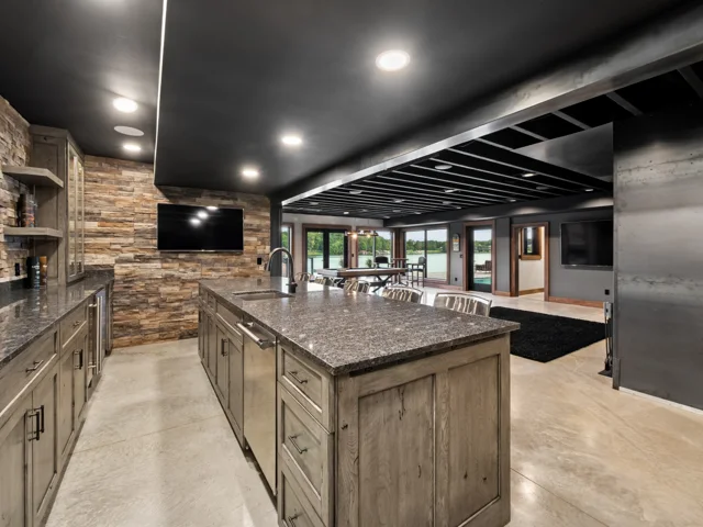 Lower-level indoor bar at 88 Lakeview Court