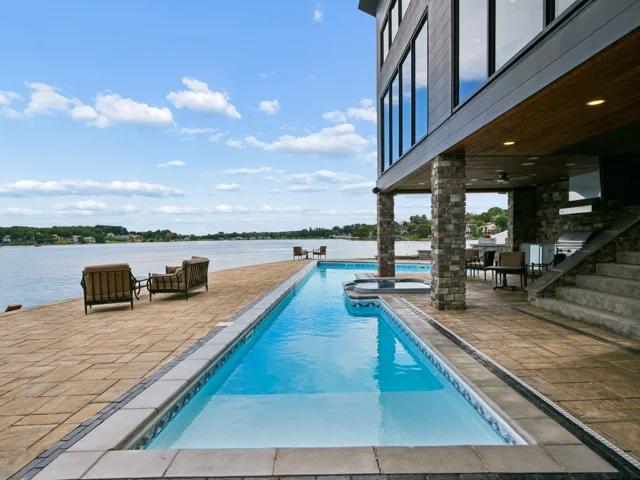 Pool, spa and terrace at 88 Lakeview Court