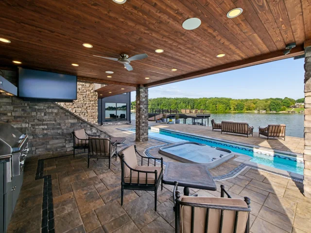 Outdoor kitchen and serving bar at 88 Lakeview Court