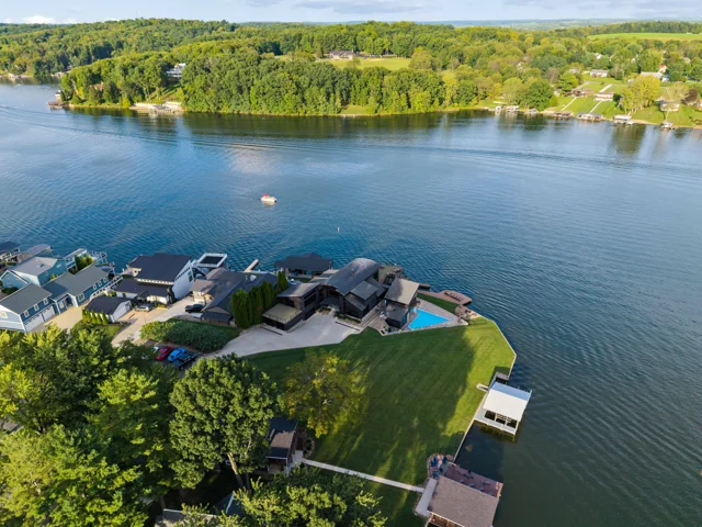 Aerial lakefront setting at 88 Lakeview Court